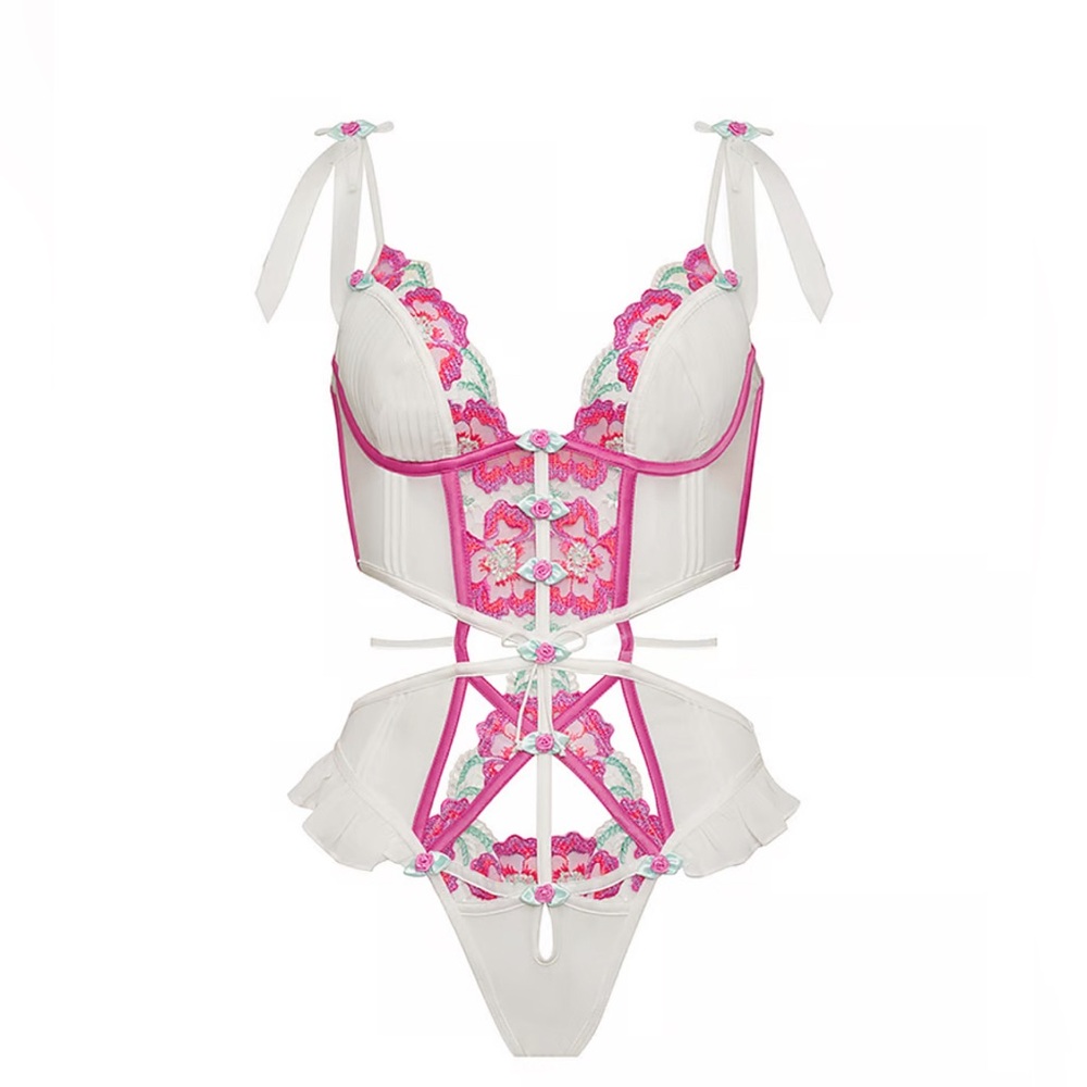 Victoria’s Secret teddy from love and lemons collection - Picture 13 of 14